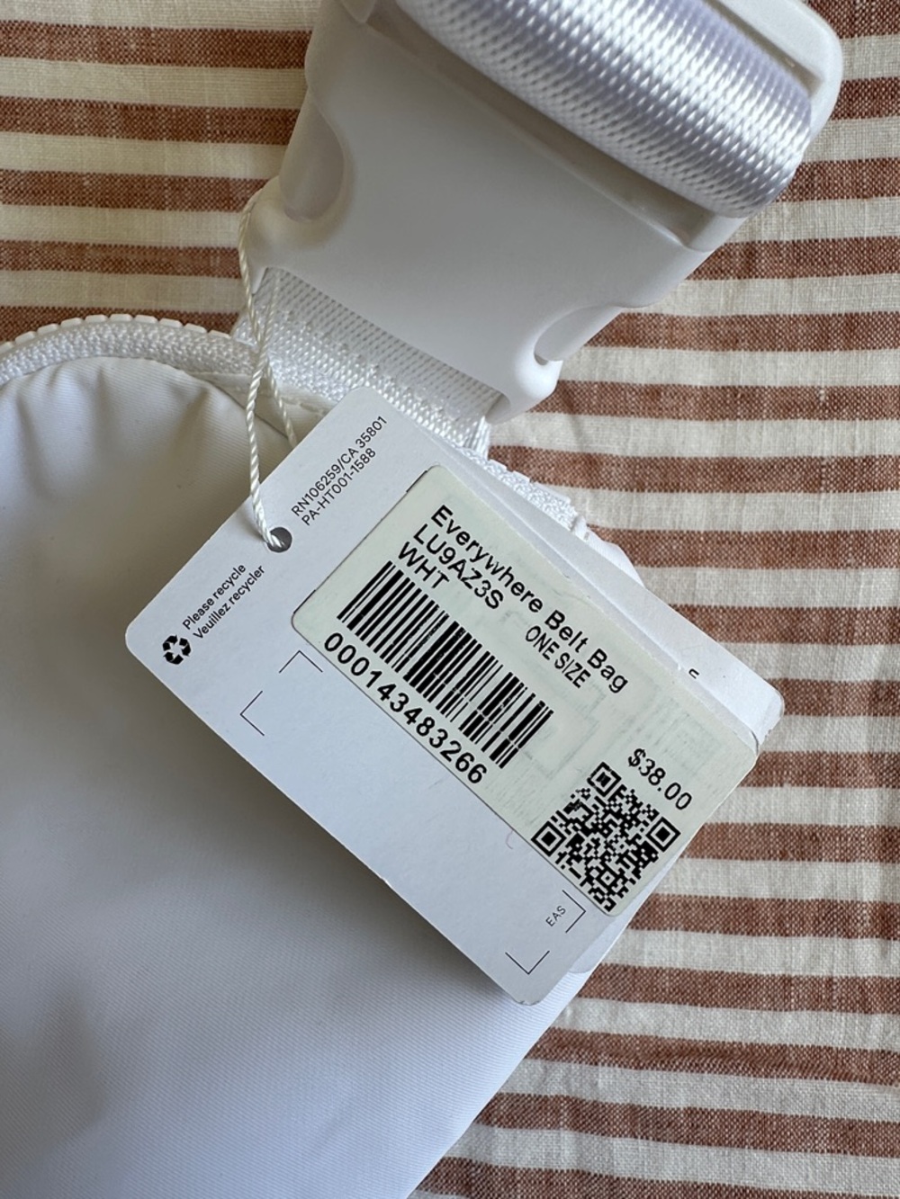 Lululemon Everywhere Belt Bag NWT White Fanny Pack - Picture 5 of 8
